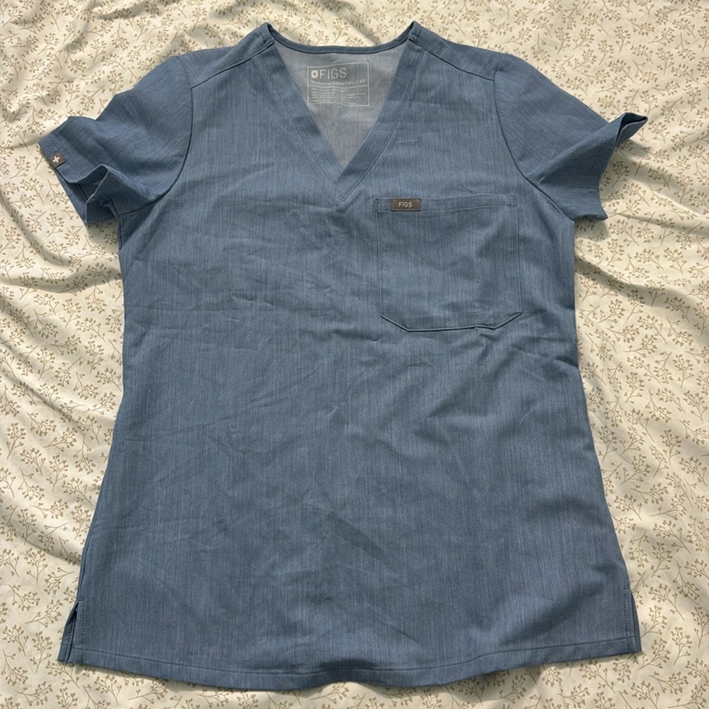 Figs XS blue scrub top